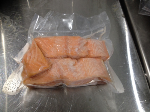 Cooked salmon portion