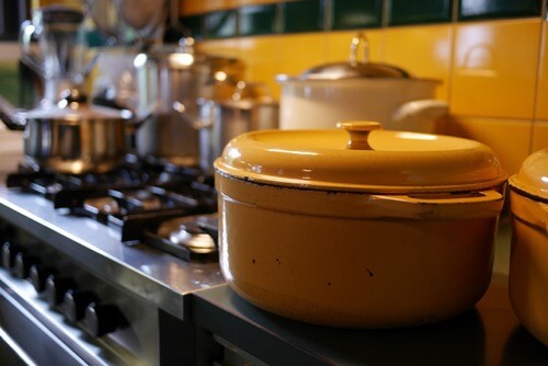Enameled Cast Iron Cookware