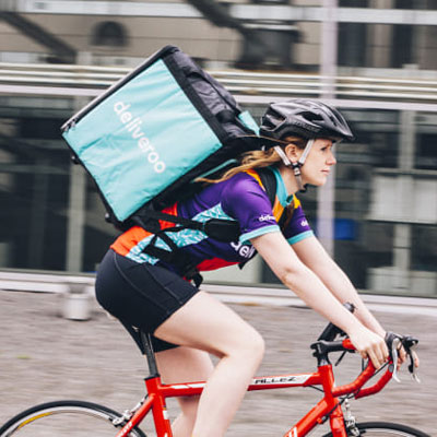 Deliveroo rolls out service 